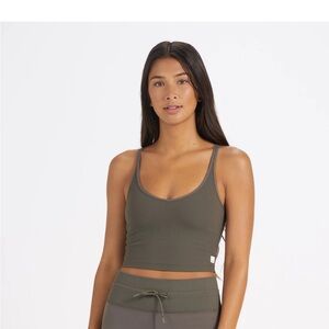 NWT! ✨ Vuori Rib Crop Tank ✨. Size X-Large. Color Oregano.